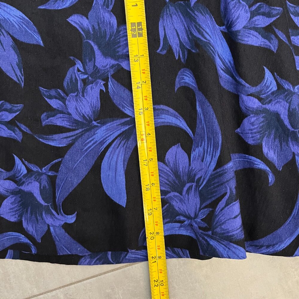 Loft Vibrant colors Skirt- Size 6P - Picture 4 of 8